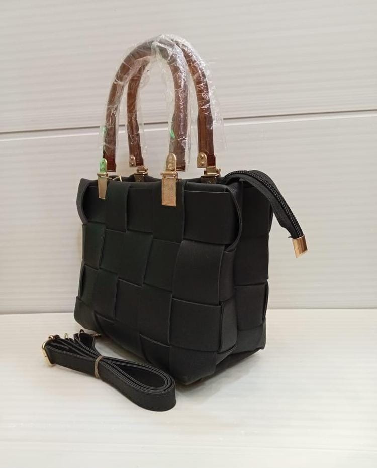 Woman's Shoulder Bag